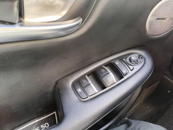 [广州·粤A] 二手英菲尼迪英菲尼迪QX502018款 2.0T 四驱菁英版