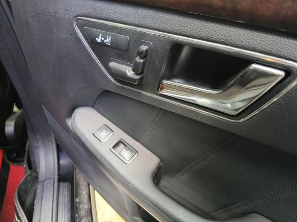 [西安·陕A] 二手奔驰奔驰E级2011款 E 300 L 优雅型