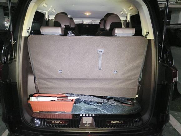 [苏州·苏U] 二手BAW北汽制造锐胜王牌M72023款 2.0L 自动长轴商务型 9座