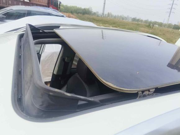 [武汉·鄂A] 二手荣威荣威RX52016款 20T 两驱自动互联网智享版