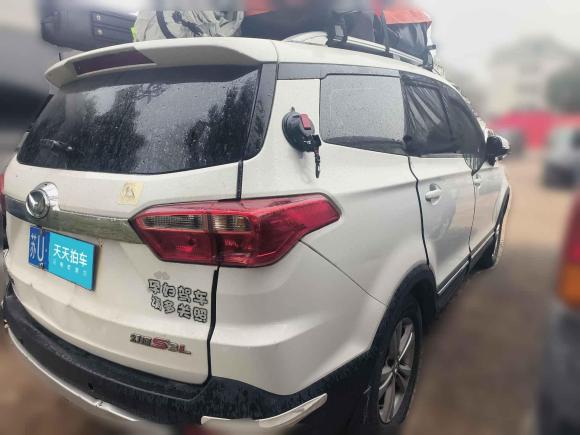 [义乌·苏U] 二手北汽幻速北汽幻速S32016款 S3L 1.5L 手动尊贵型