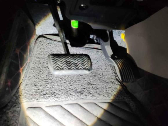 [青岛·鲁B] 二手比亚迪比亚迪e52018款 450 智联尊享型