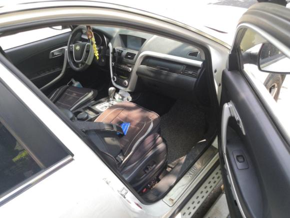 [南京·苏A] 二手奔腾奔腾X802013款 2.0L 自动豪华型