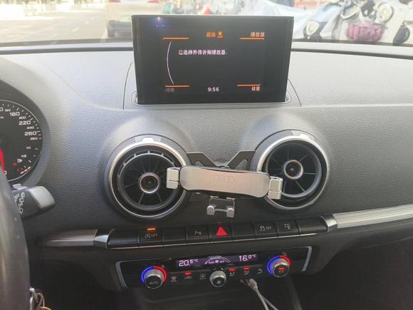 [广州·桂R] 二手奥迪奥迪A32014款 Sportback 35 TFSI 自动舒适型