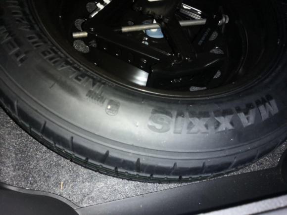 [上海·沪A] 二手Jeep自由光2017款 2.4L 领先智能版