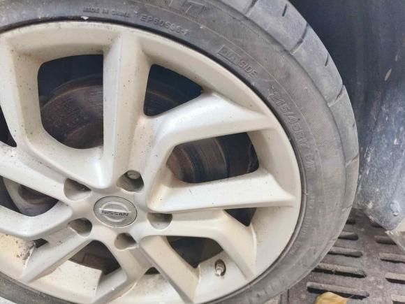 [上海·沪C] 二手日产骐达TIIDA2011款 1.6T 手动炫动版