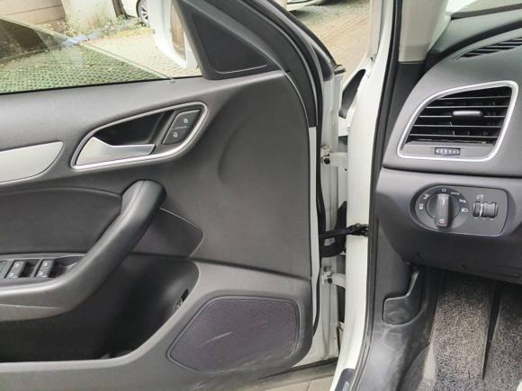 [苏州·苏E] 二手奥迪奥迪Q32018款 30周年年型 30 TFSI 时尚型