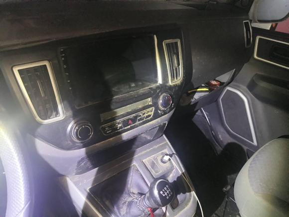 [常州·苏D] 二手金杯金杯海狮王2021款 2.0L城运王系列捷运型标准顶6座1TZS