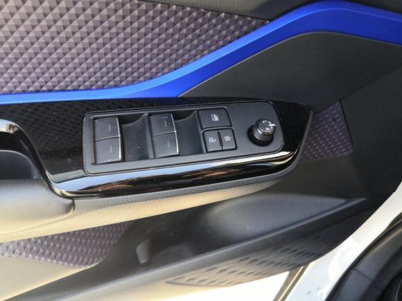 [义乌·浙C] 二手丰田奕泽IZOA2018款 2.0L 奕驰版 国VI