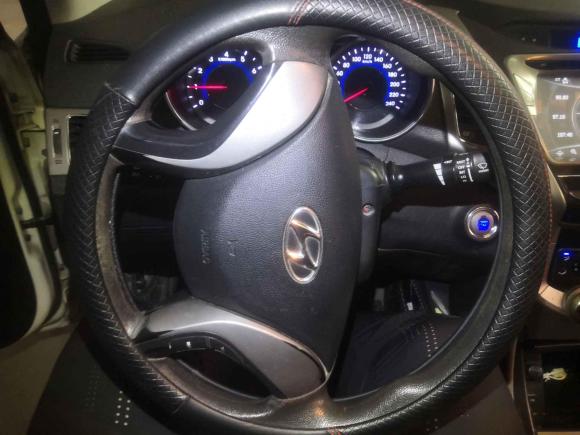 [芜湖·浙E] 二手现代朗动2012款 1.6L 手动领先型