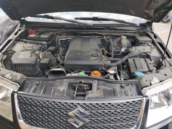 [上海·沪D] 二手铃木超级维特拉2011款 2.4 AT JX-EH 3门版