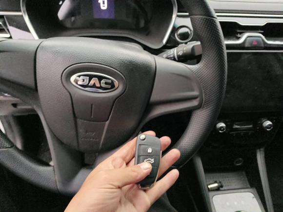 [合肥·皖A] 二手江汽集团江淮iEVA502021款 换电舒适版