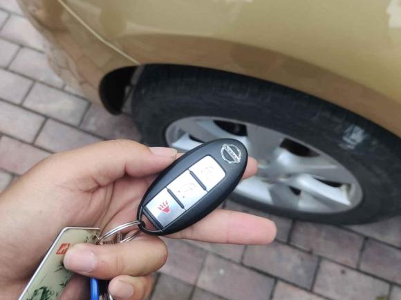 [上海·沪C] 二手日产骐达TIIDA2011款 1.6L 手动智能型