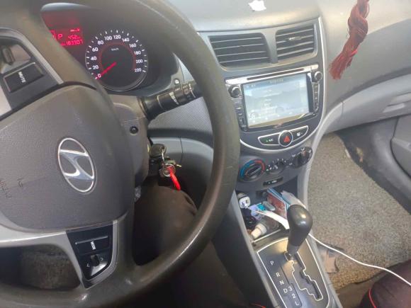 [金华·浙G] 二手现代瑞纳2010款 三厢 1.4L 自动时尚型GT