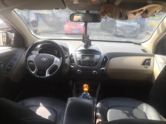 [芜湖·皖B] 二手现代北京现代ix352010款 2.0L 手动两驱新锐版GL