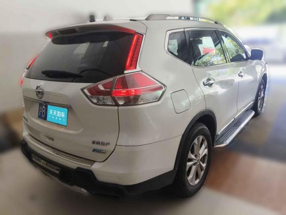 [上海·沪B] 二手日产奇骏2014款 2.0L CVT舒适版 2WD