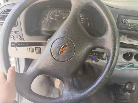 [上海·沪B] 二手福特经典全顺2015款 2.8T柴油多功能车短轴6座中顶JX493ZLQ4