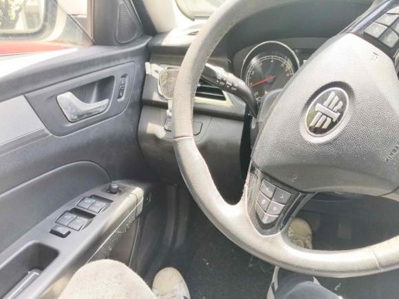 [上海·苏F] 二手奔腾奔腾B302016款 1.6L 自动豪华型