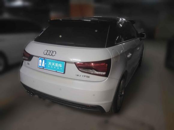 [济南·鲁A] 二手奥迪奥迪A12016款 30 TFSI Sportback S Line运动版