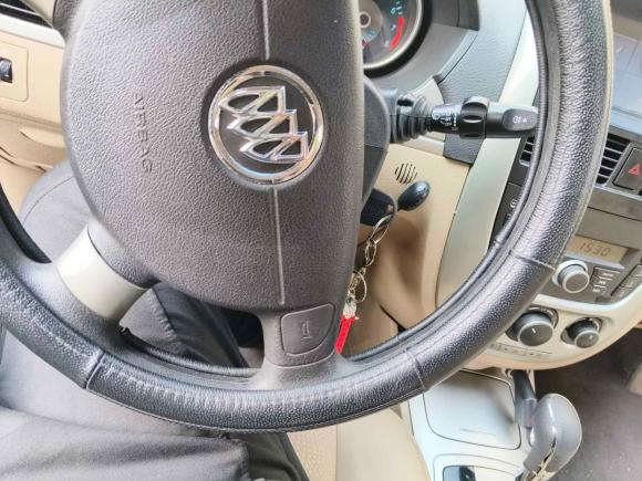 [苏州·苏E] 二手别克凯越2013款 1.5L 自动经典型