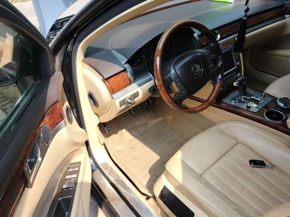 [南昌·赣A] 二手大众辉腾2011款 3.6L V6 5座加长舒适版