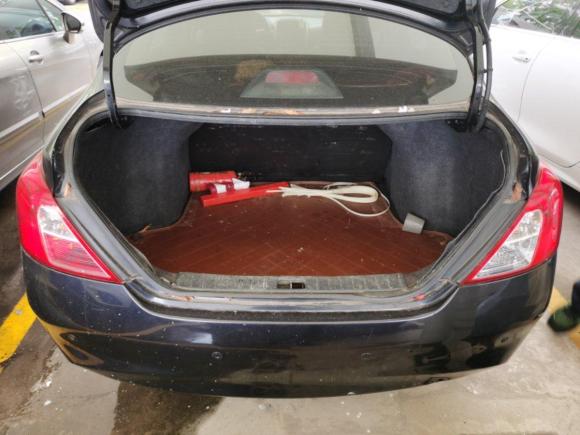 [上海·闽J] 二手日产阳光2011款 1.5XE 手动舒适版