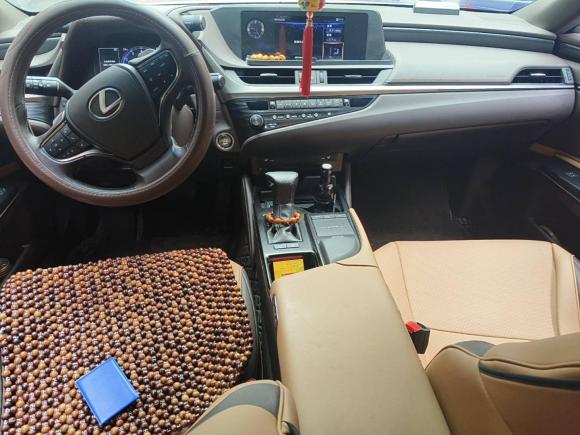 [济南·鲁A] 二手雷克萨斯雷克萨斯ES2020款 260 卓越版