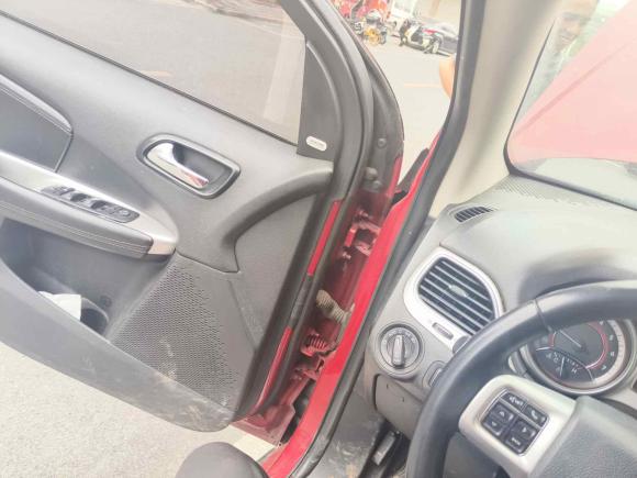 [义乌·浙G] 二手道奇酷威2013款 2.4L 两驱尊尚版