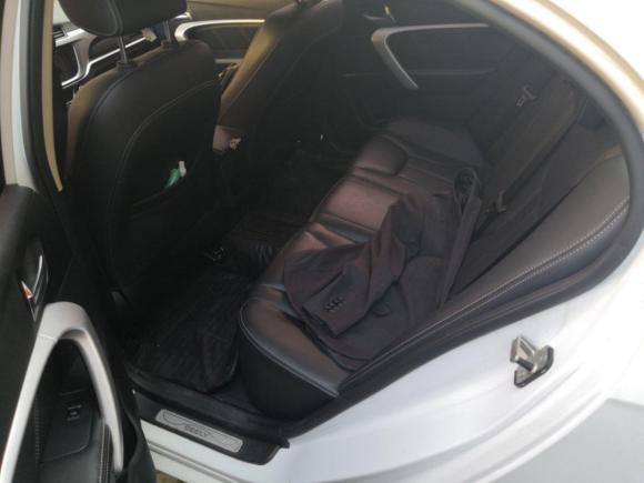 [上海·苏E] 二手吉利汽车帝豪2017款 三厢百万款 1.5L CVT向上版