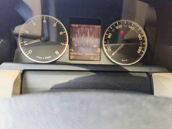 [常州·皖A] 二手路虎发现2010款 4.0 V6 HSE 汽油版