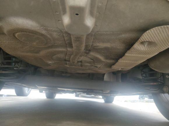 [无锡·苏E] 二手荣威荣威3502015款 1.5L 手动豪华天窗版