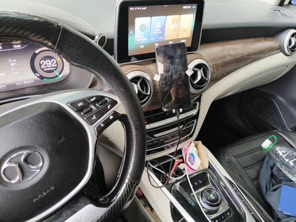 [深圳·粤B] 二手北京汽车北京EU52018款 R500 智风版