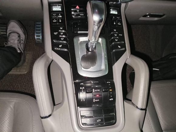 [西安·陕A] 二手保时捷Cayenne2011款 Cayenne 3.0T