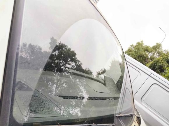 [宁波·浙B] 二手上汽大通MAXUS新途V802023款 2.0T AMT经典傲运通长轴超低顶6/7/8/9座