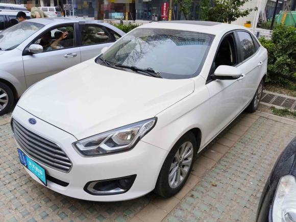 福特福睿斯2015款 1.5L 手动时尚型「济南二手车」「天天拍车」