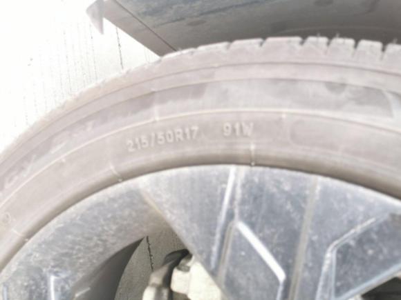 [上海·沪A] 二手荣威荣威i6 MAX新能源2022款 EV 600天幕旗舰版