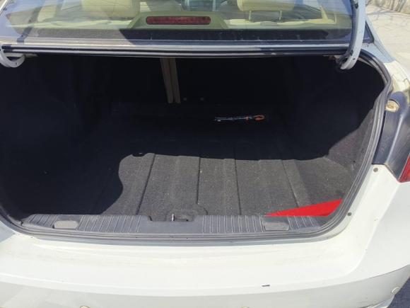 [温州·浙C] 二手别克凯越2013款 1.5L 自动经典型