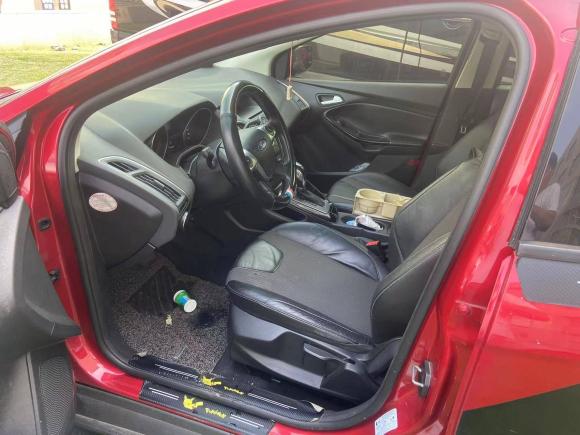 [上海·沪C] 二手福特福克斯2012款 两厢 1.6L 自动风尚型