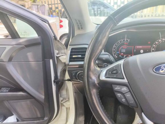 [无锡·苏B] 二手福特蒙迪欧2013款 2.0L GTDi240豪华运动型