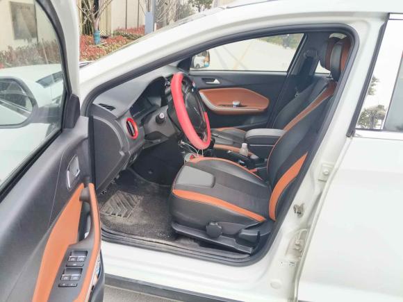 [苏州·苏U] 二手奇瑞瑞虎3x2017款 1.5L 手动豪华版