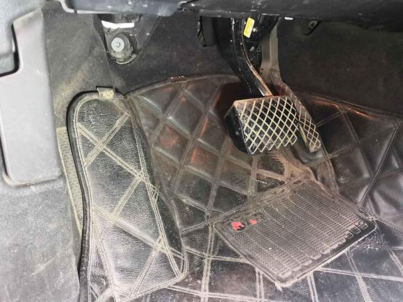 [西安·陕U] 二手大众途锐2011款 3.0TSI 高配型