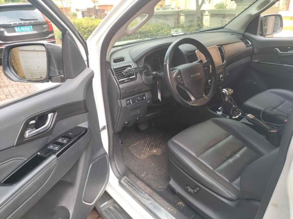 [南昌·赣M] 二手五十铃mu-X牧游侠2018款 1.9T 柴油自动四驱劲享版 5座