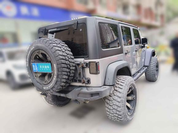 [济南·鲁A] 二手Jeep牧马人2014款 2.8TD Sahara 四门版