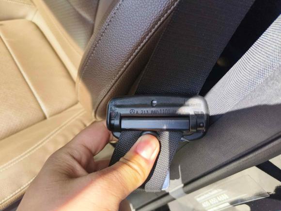 [芜湖·皖B] 二手奔驰奔驰E级2018款 E 300 L 运动时尚型