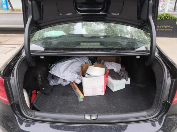 [上海·苏C] 二手大众帕萨特2014款 1.8TSI DSG尊荣版