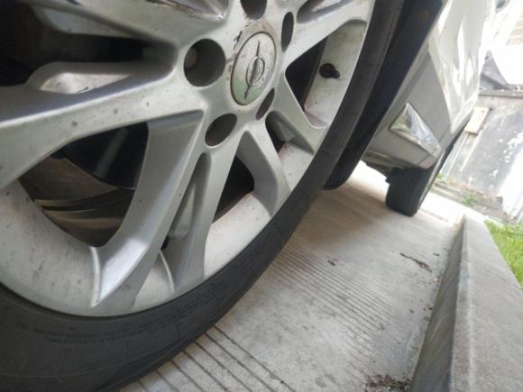 [义乌·鄂F] 二手海马海马S52015款 1.5T CVT旗舰型