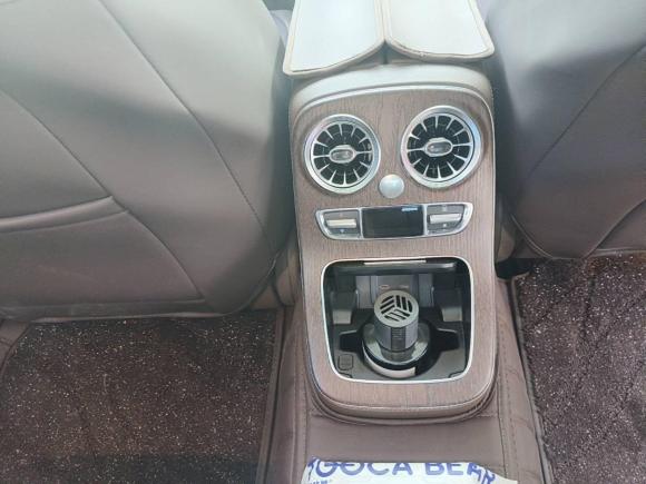 [青岛·鲁U] 二手奔驰奔驰E级2023款 改款 E 300 L 尊贵型