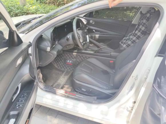 [济南·鲁A] 二手现代伊兰特2021款 1.5L CVT LUX尊贵版