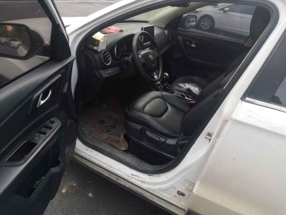 [合肥·皖A] 二手奔腾奔腾X402017款 1.6L 自动尊享型