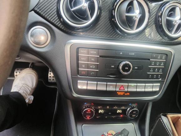 [上海·沪E] 二手奔驰奔驰GLA AMG2017款 AMG GLA 45 4MATIC 暗夜雷霆限量版